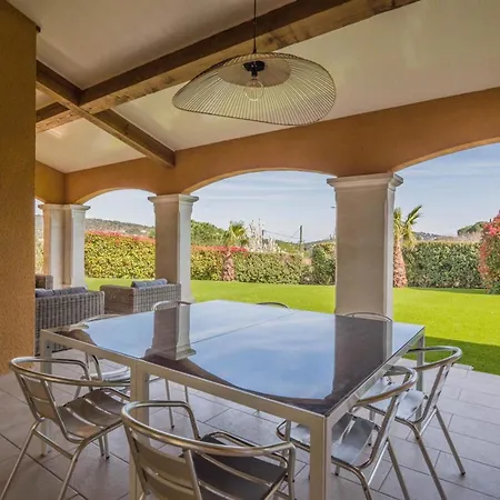 Prázdninový dům Family In