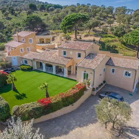 Family In Prázdninový dům Sainte-Maxime